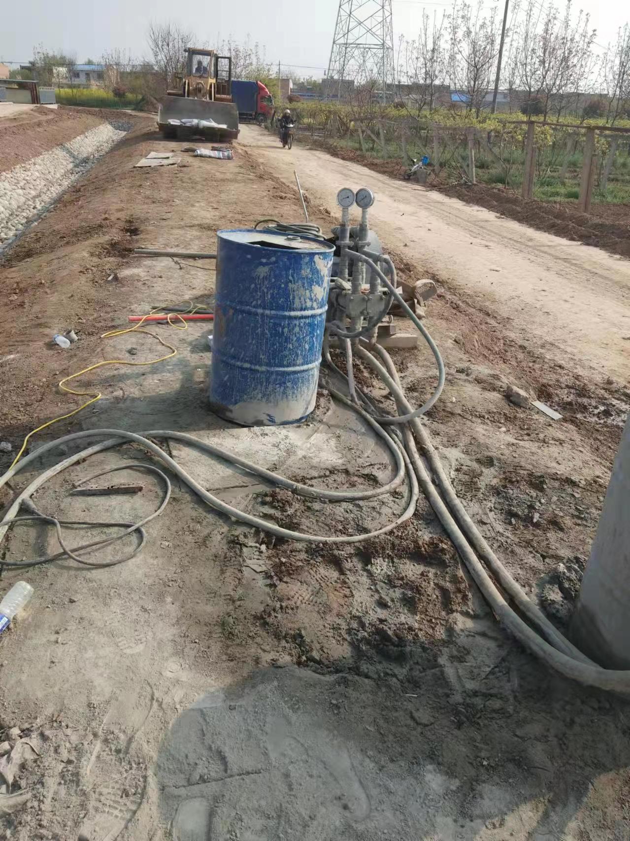 九真镇双液注浆